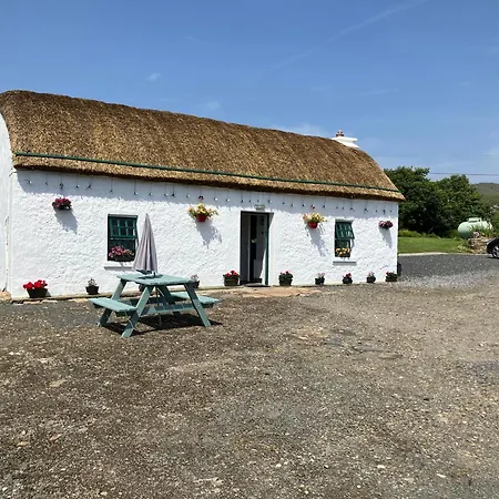 Anne's Thatched Kilcar