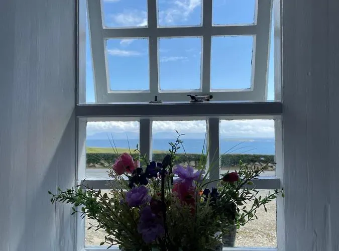 Дом отдыха Anne's Thatched *